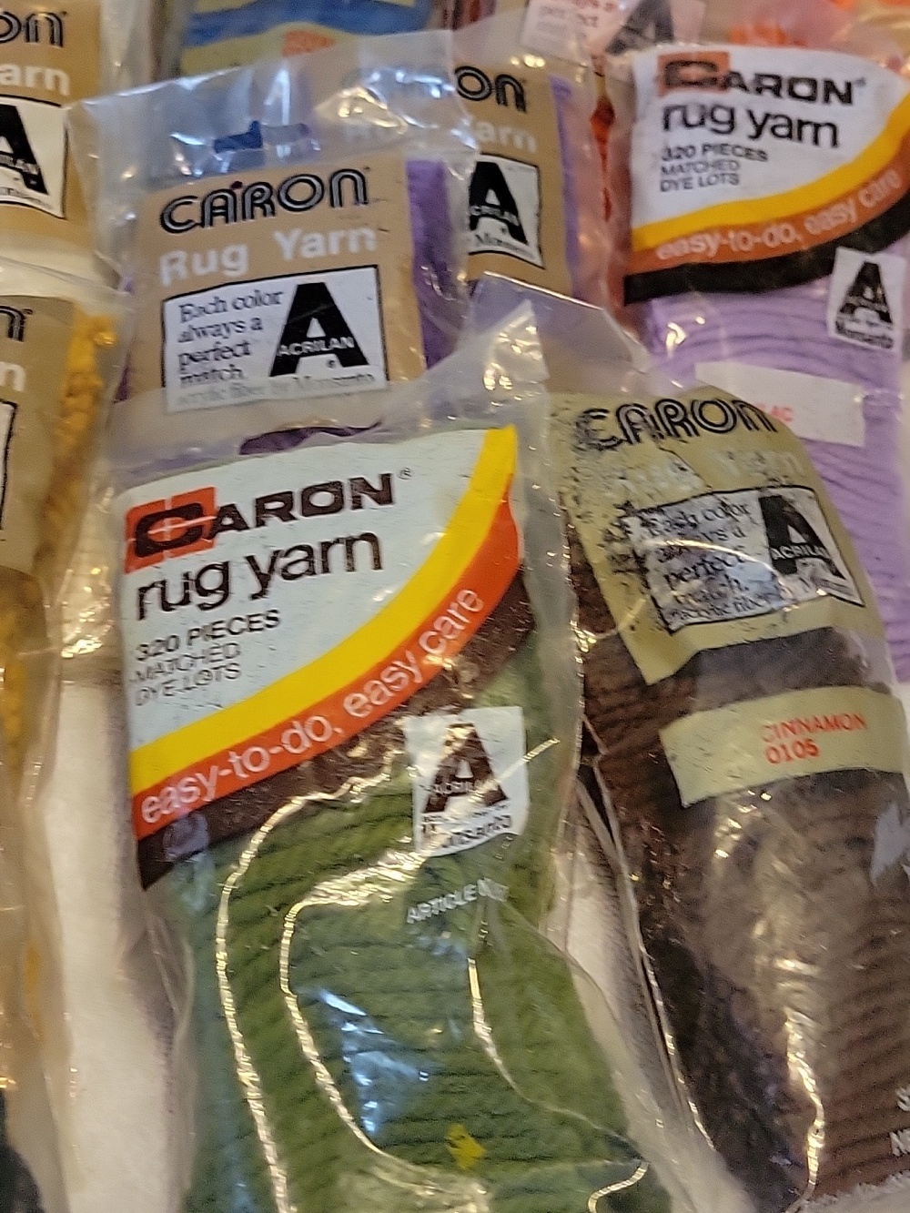 Caron Precut Rug Yarn Packets - Picture 5 of 8